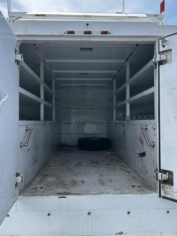 2015 Ford F-350 Image 3