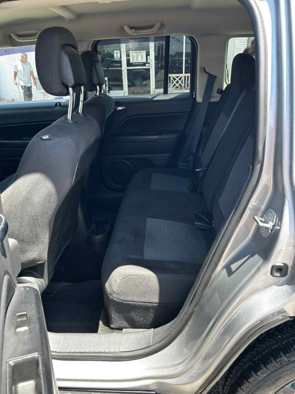 2015 Jeep Patriot Image 6