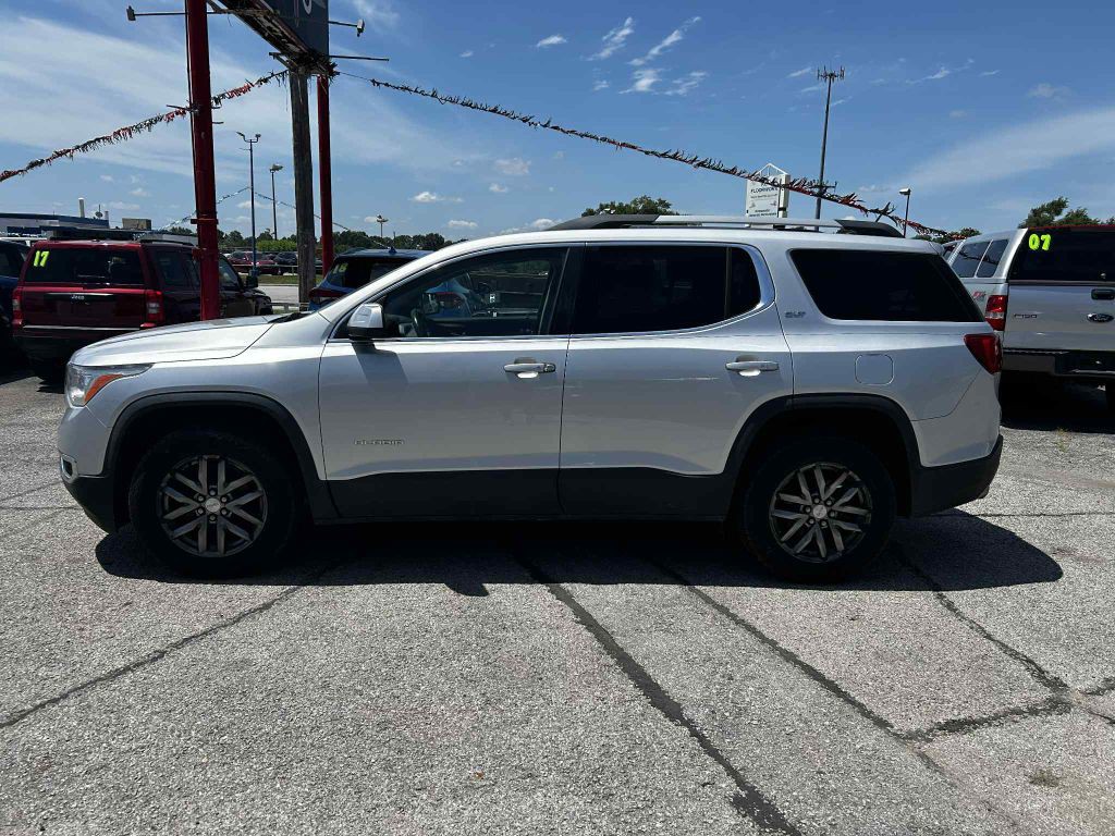 2017 GMC Acadia Image 1