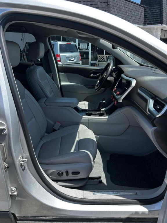 2017 GMC Acadia Image 5