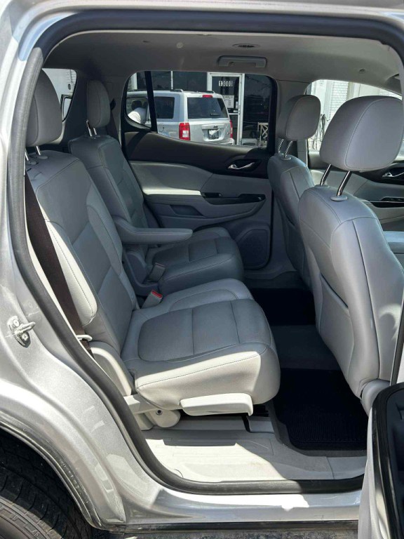 2017 GMC Acadia Image 6