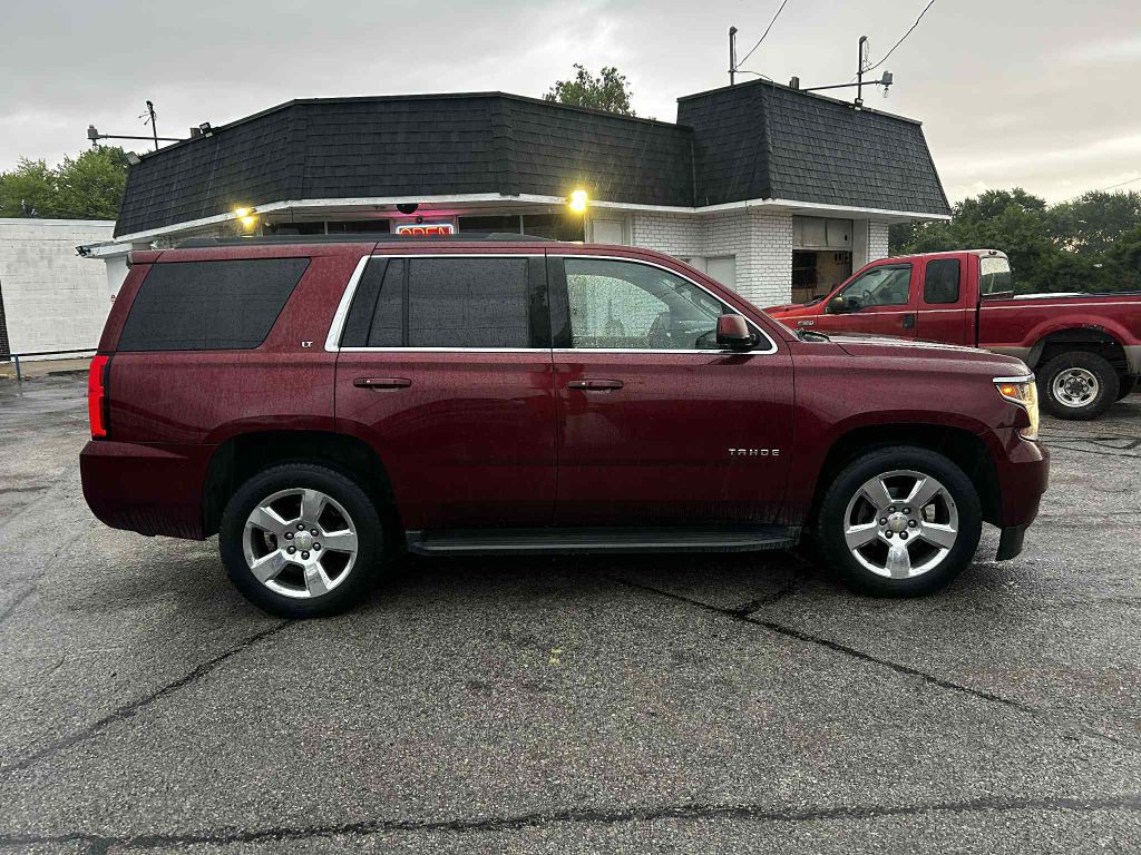 2016 Chevrolet Tahoe Image 1