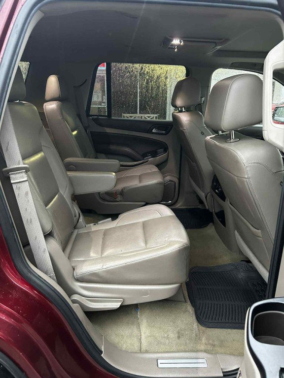 2016 Chevrolet Tahoe Image 4