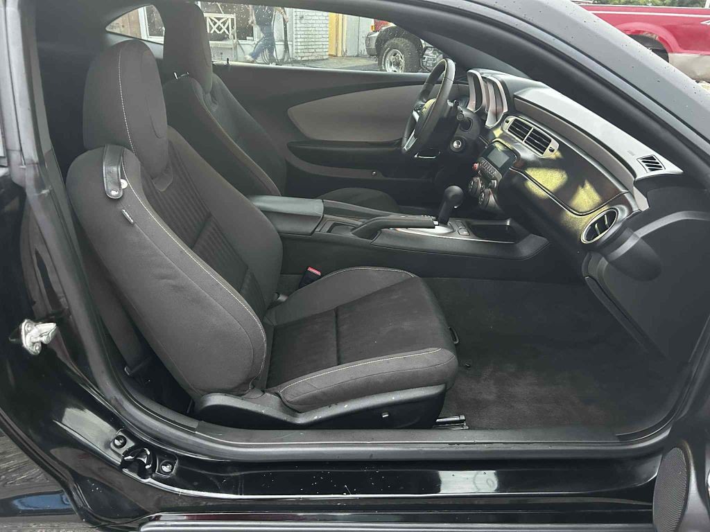 2015 Chevrolet Camaro Image 4