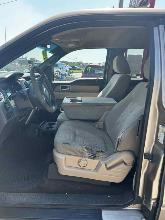 2011 Ford F-150 Image 3