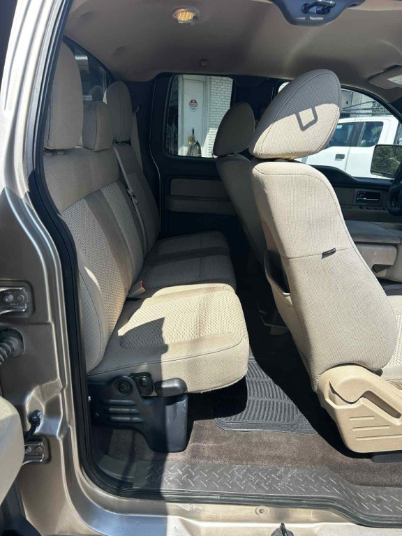 2011 Ford F-150 Image 5