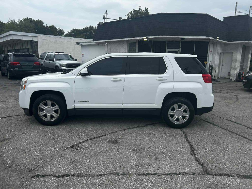 2015 GMC Terrain Image 1