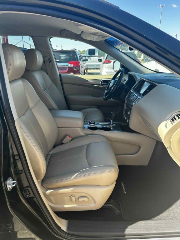 2018 Nissan Pathfinder Image 6