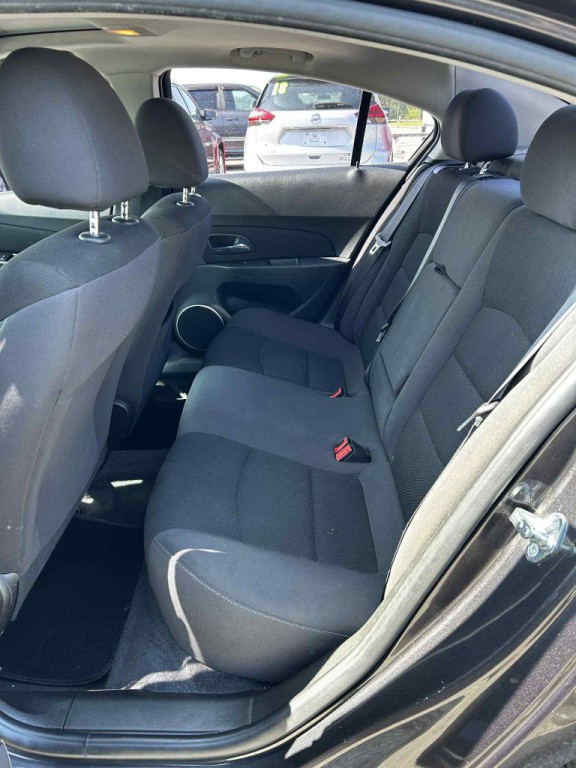 2016 Chevrolet Cruze Image 4