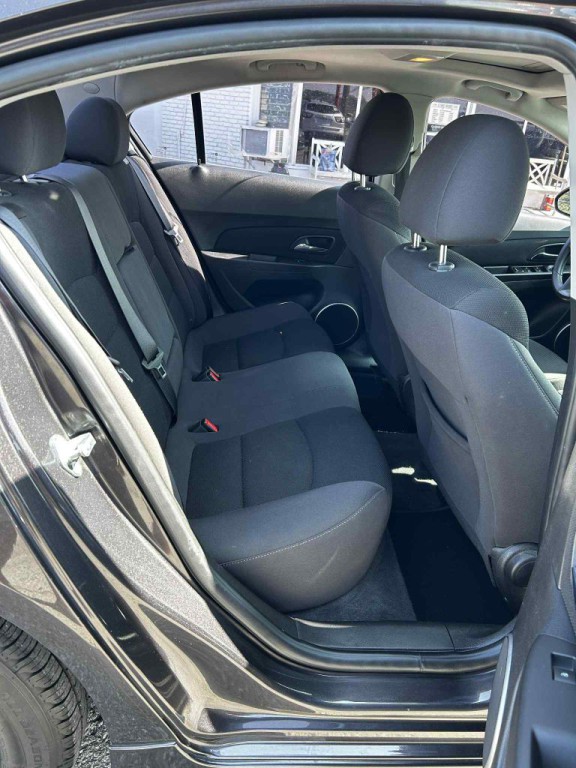 2016 Chevrolet Cruze Image 5