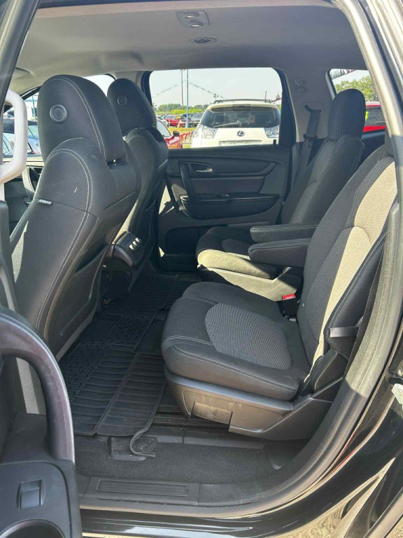 2017 Chevrolet Traverse Image 6