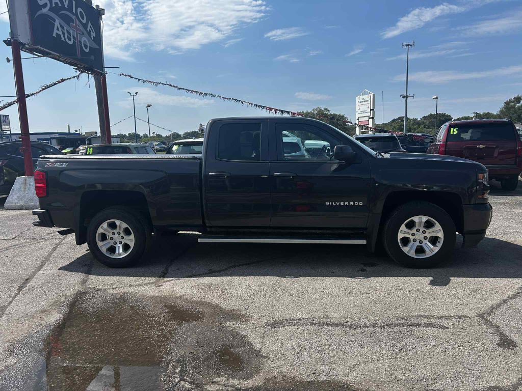 2016 Chevrolet Silverado 1500 Image 1
