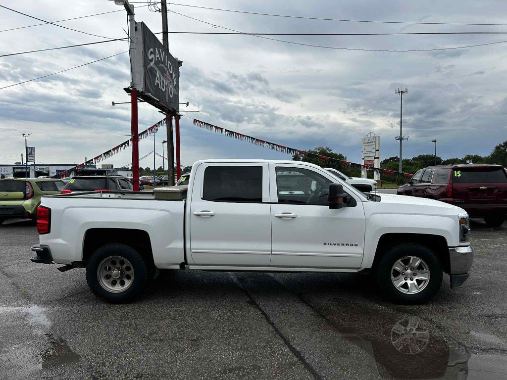 2018 Chevrolet Silverado 1500 Image 2