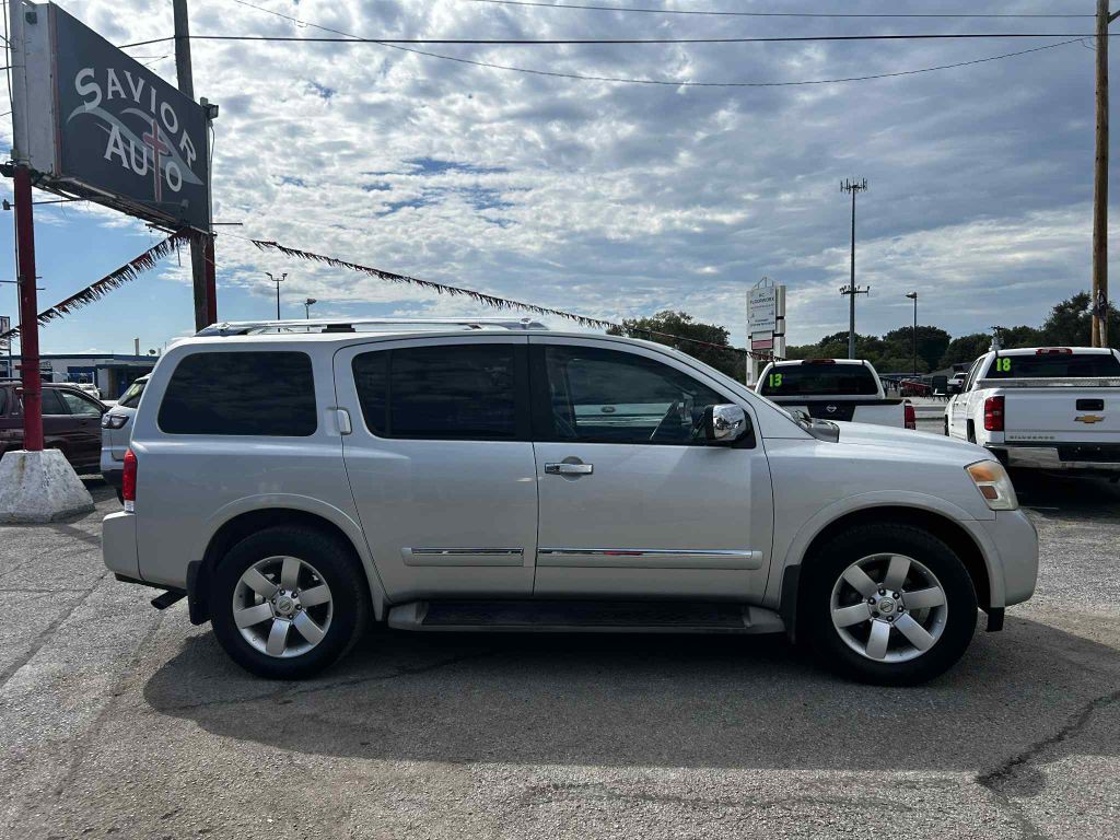 2011 Nissan Armada Image 2