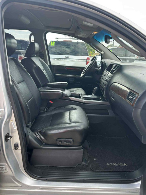 2011 Nissan Armada Image 5