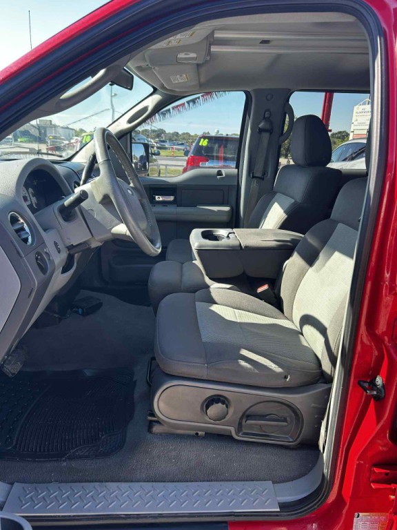 2006 Ford F-150 Image 3