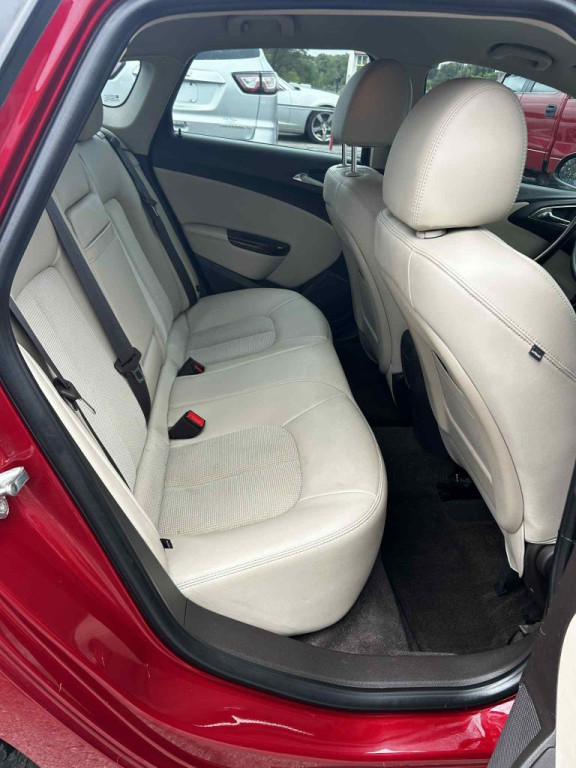 2014 Buick Verano Image 4