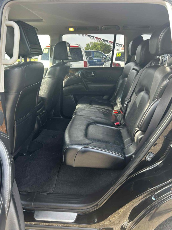 2015 INFINITI QX80 Image 4