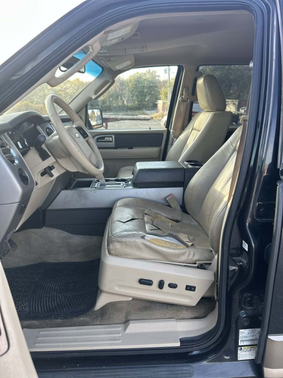 2013 Ford Expedition Image 3