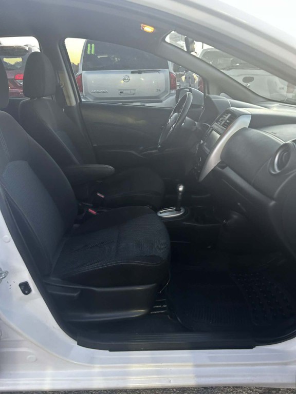 2018 Nissan Versa Image 6