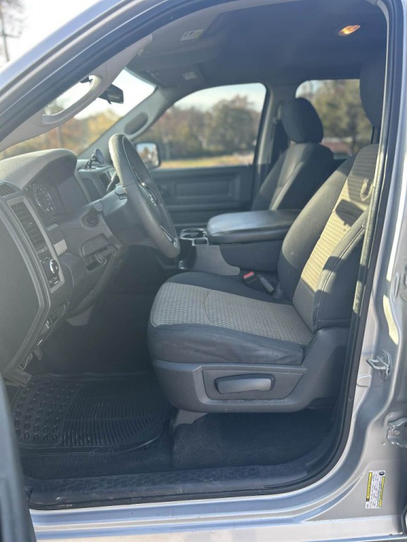 2012 Dodge Ram 1500 Image 3