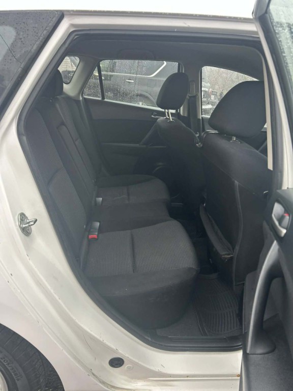 2012 Mazda Mazda3 Image 5