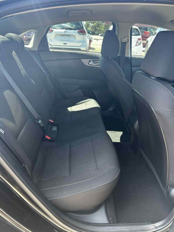 2019 Kia Forte Image 6