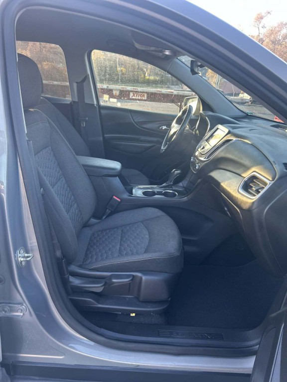 2019 Chevrolet Equinox Image 5