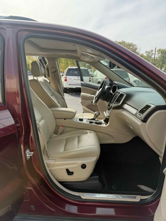 2017 Jeep Grand Cherokee Image 5