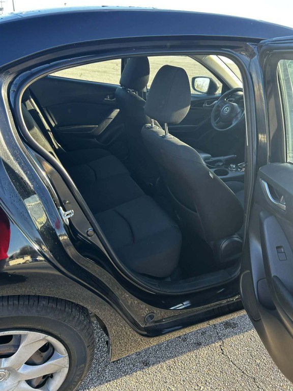 2015 Mazda Mazda3 Image 5