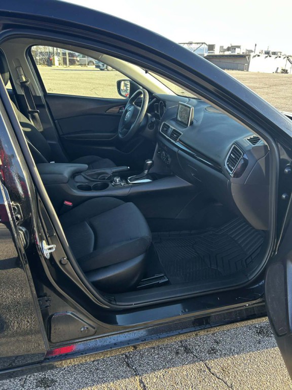 2015 Mazda Mazda3 Image 6