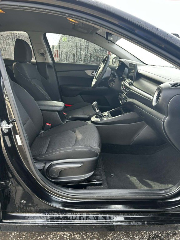 2019 Kia Forte Image 3