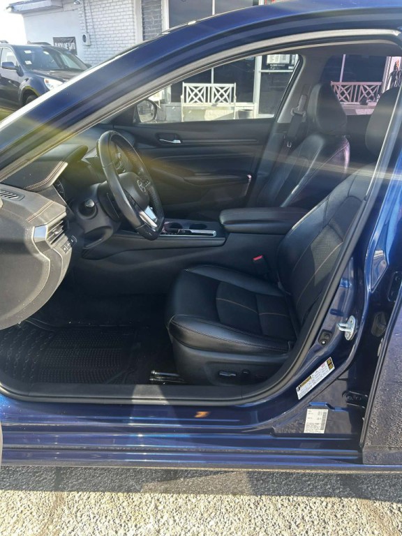 2019 Nissan Altima Image 5