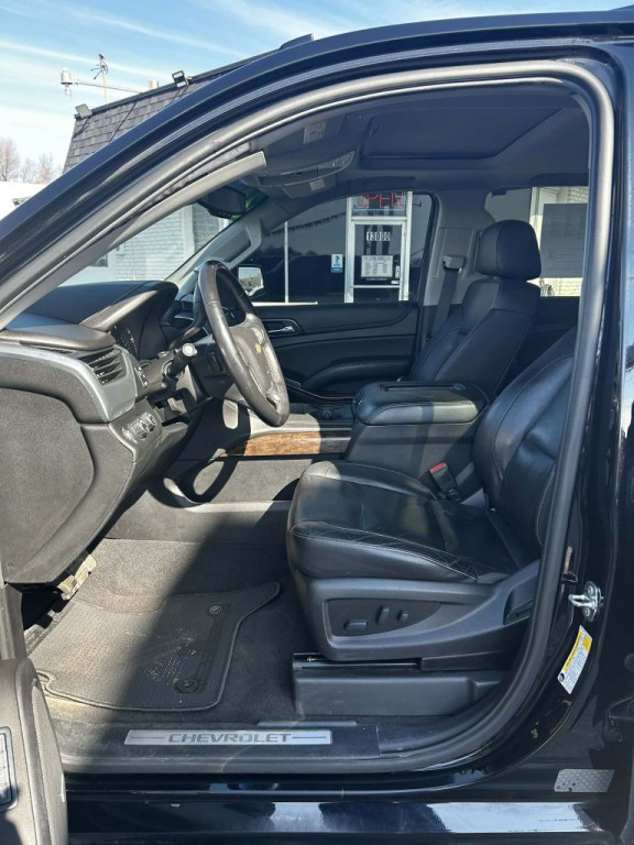 2020 Chevrolet Tahoe Image 3