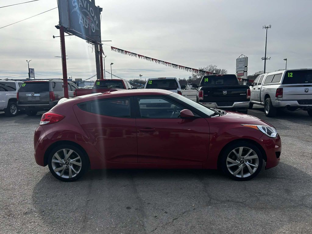 2016 Hyundai Veloster Image 5