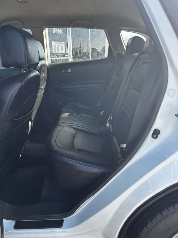 2014 Nissan Rogue Image 4