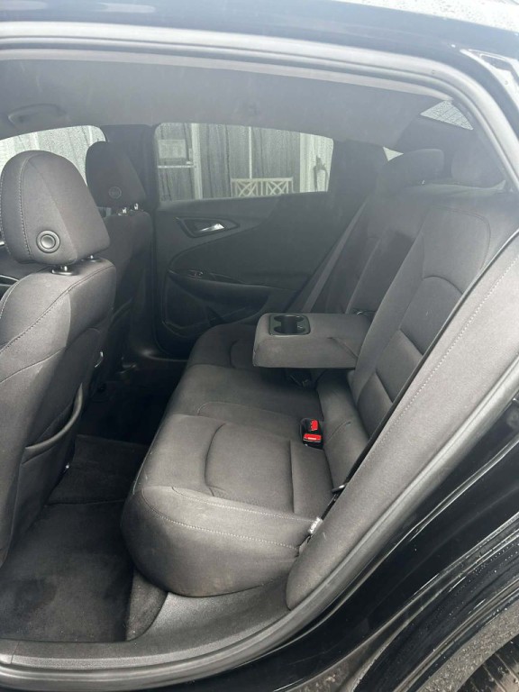 2021 Chevrolet Malibu Image 4