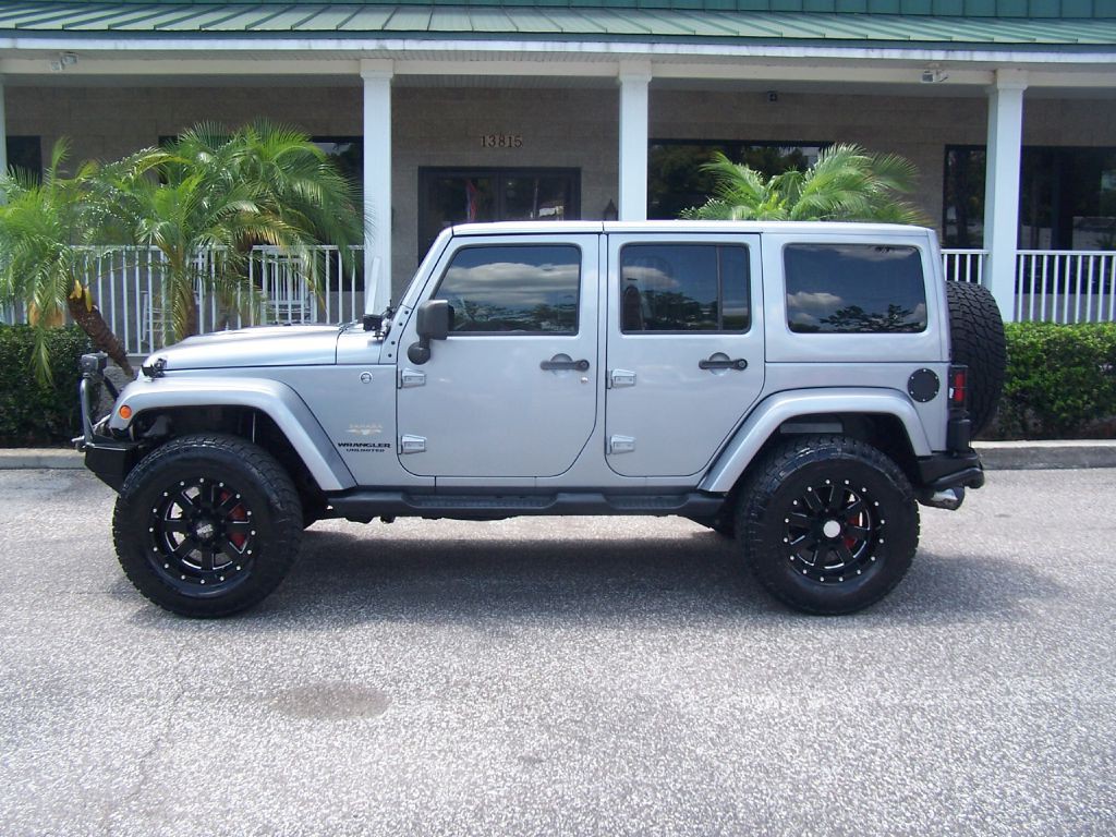 2014 Jeep Wrangler Unlimited Image 1