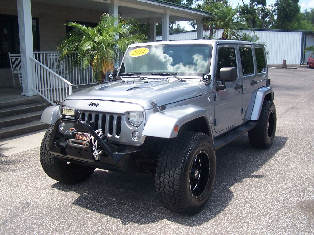 2014 Jeep Wrangler Unlimited Image 2
