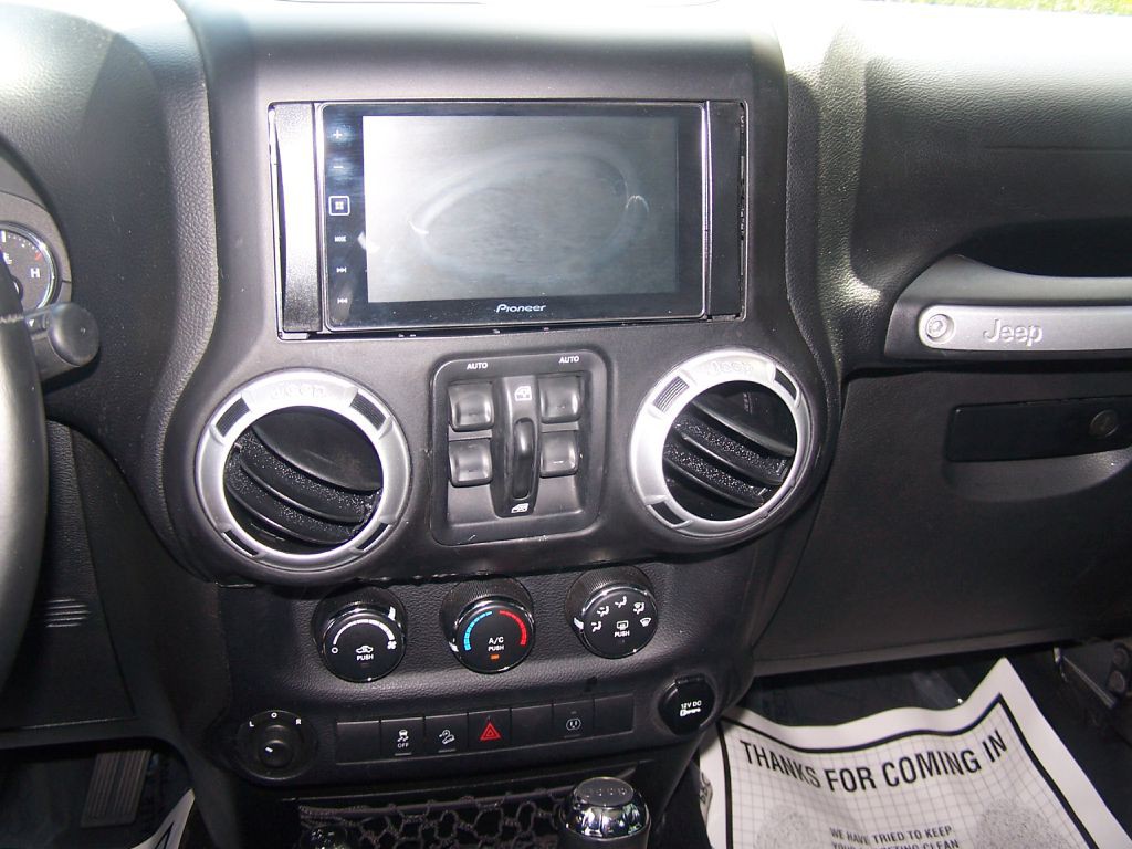 2014 Jeep Wrangler Unlimited Image 12
