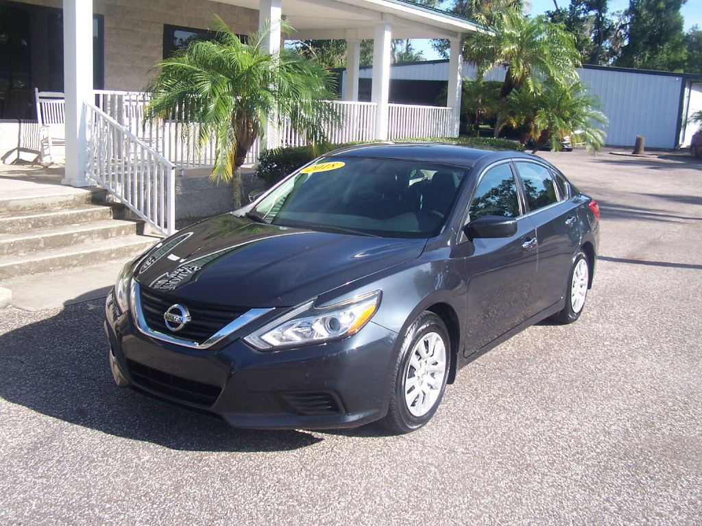 2018 Nissan Altima Image 2