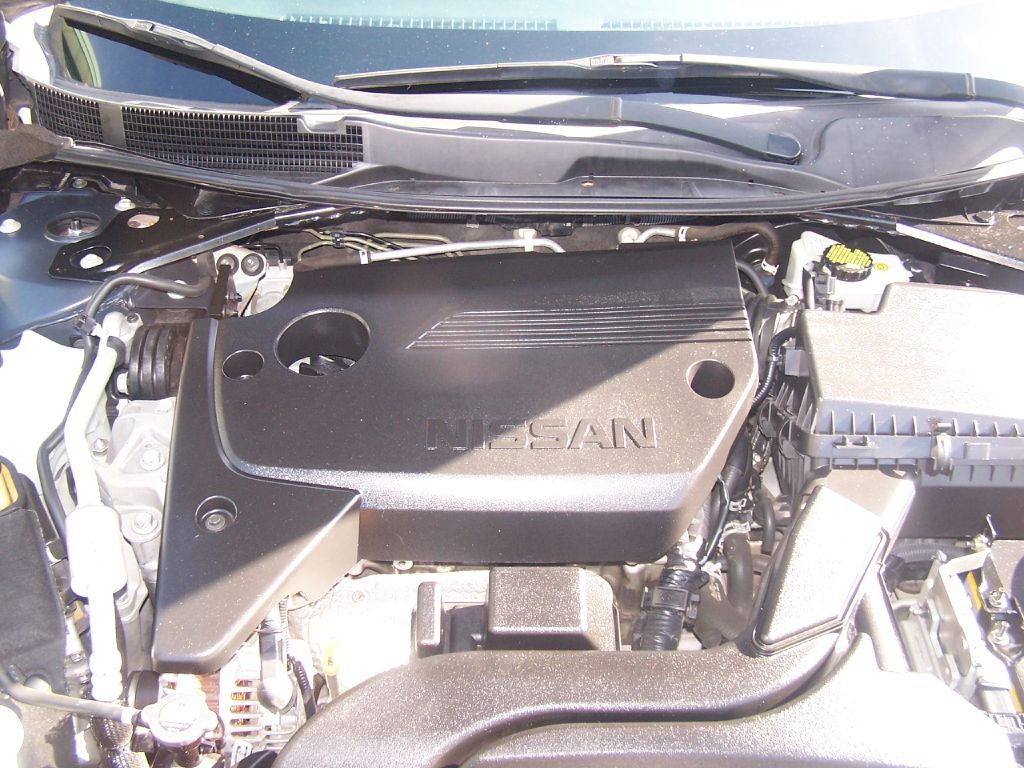 2018 Nissan Altima Image 13