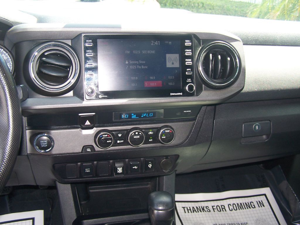 2021 Toyota Tacoma Image 12