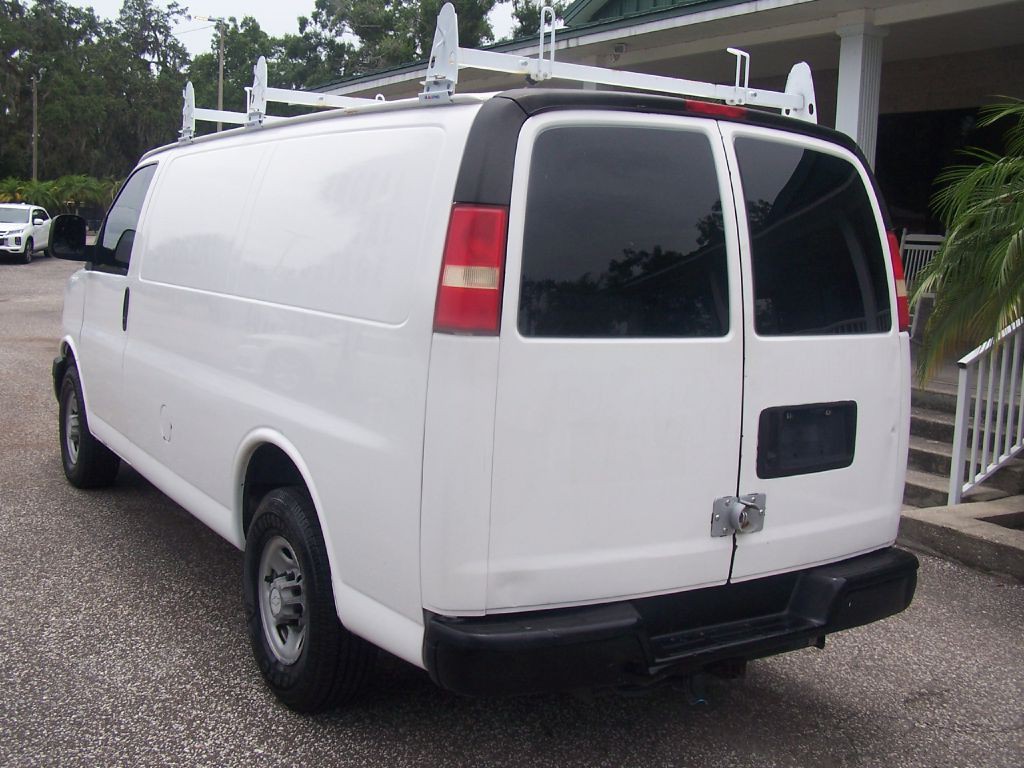 2007 Chevrolet Express Image 5