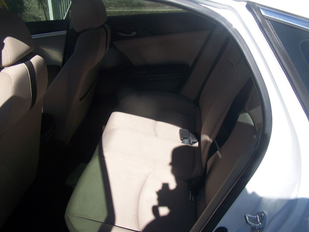 2018 Honda Civic Image 7