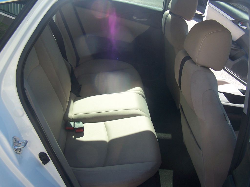 2018 Honda Civic Image 9