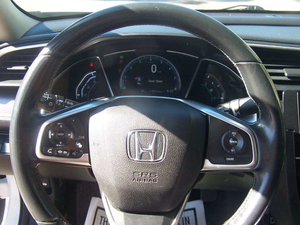 2018 Honda Civic Image 11