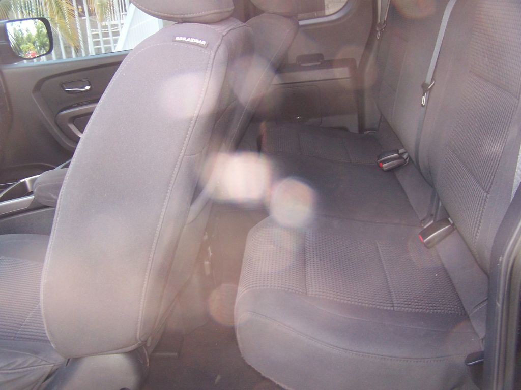 2015 Nissan Titan Image 7