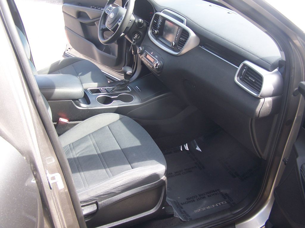2019 Kia Sorento Image 9