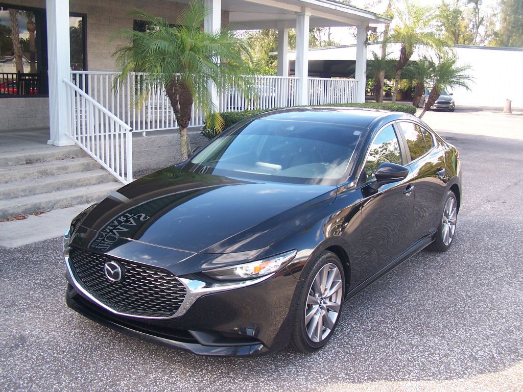 2021 Mazda Mazda3 Image 2